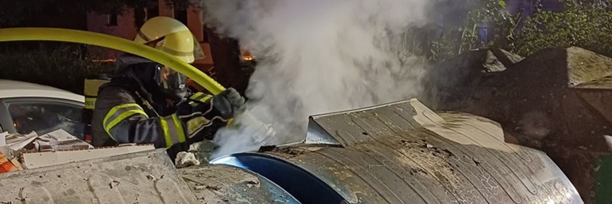 FW-EN: Feuerwehr rückte bisher fünfmal aus- erneuter Containerbrand in der Nacht ärgert Feuerwehrleute