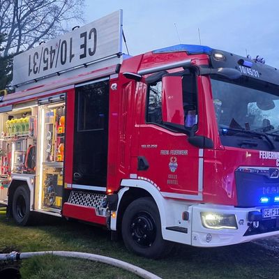FW Celle: Gebäudebrand in Bostel - Abschlussmeldung / Gesamtbericht!