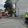 FW-RS: Zimmerbrand in Mehrfamilienhaus - Zwei Personen verletzt.