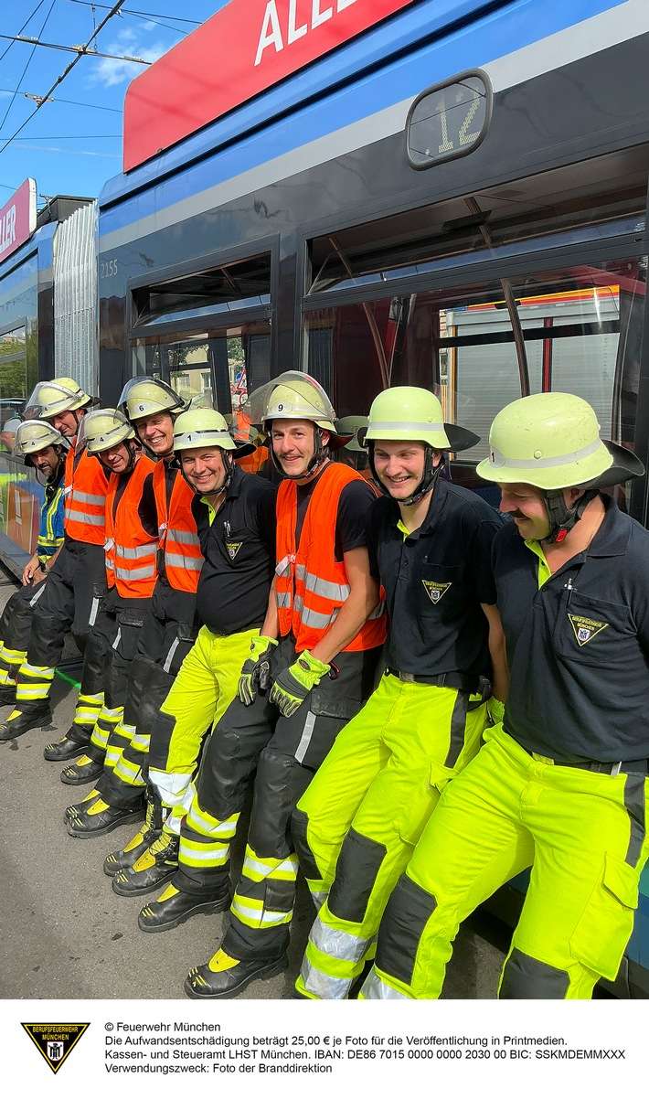 FW-M: Straßenbahn und Lkw kollidiert (Neuhausen-Nymphenburg)