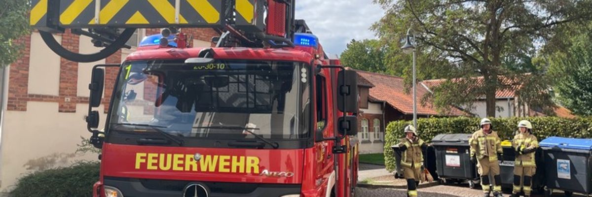 FW Lehrte: Brennender Backofen brannte nicht