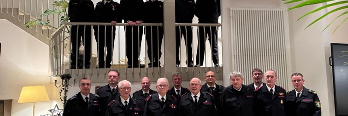 FW Bocholt: Kameradschaftsabend der Feuerwehr Bocholt - zahlreiche Ehrungen für langjähriges ehrenamtliches Engagement