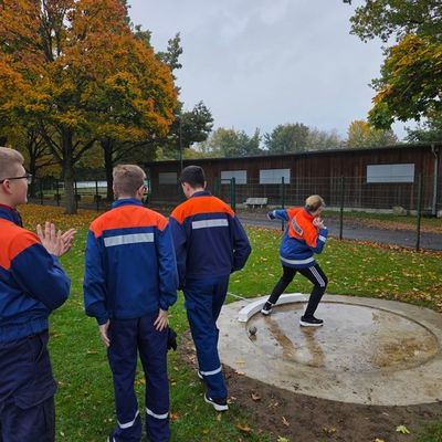 FW-AR: Jugendfeuerwehrmitglieder überzeugen bei Jugendflamme 2