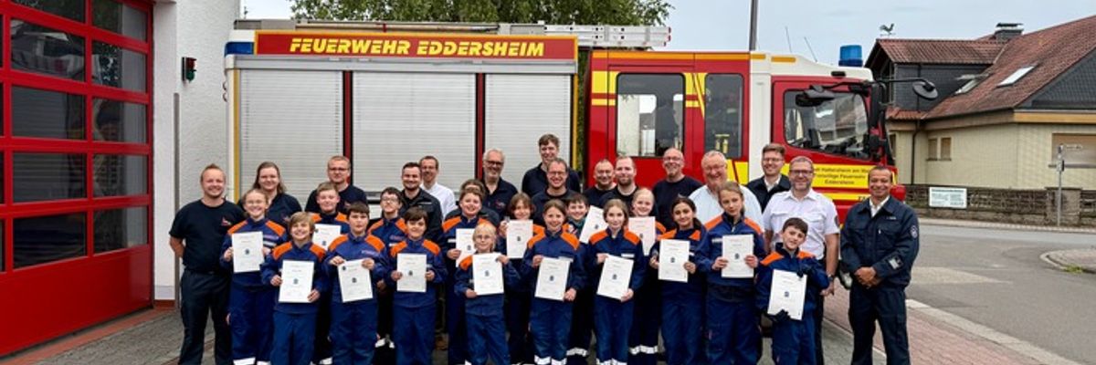 Feuerwehr MTK: Nachwuchs der Hattersheimer Feuerwehren stellt Können unter Beweis: Erfolgreiche Abnahmen von Kinderflamme und Jugendflamme