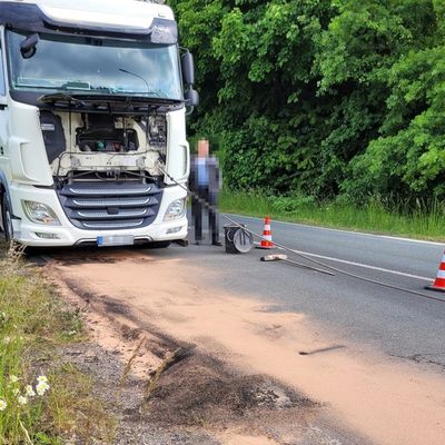 FW-EN: Brandeinsätze und massive Ölspur in Breckerfeld