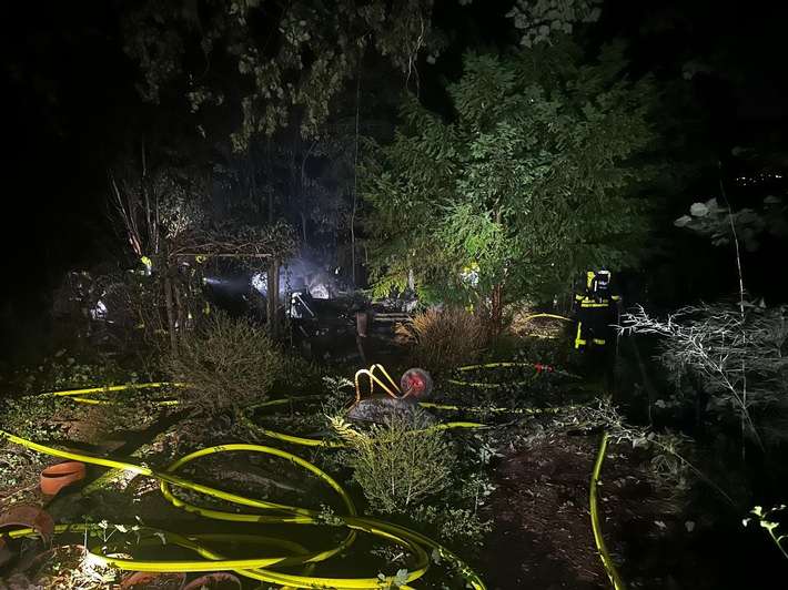 FW-EN: Weitere Einsätze in der Nacht in der Feldstraße