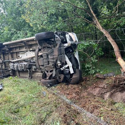 FW-OLL: Verkehrsunfall auf der A29 - Transporter kommt von Fahrbahn ab