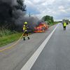FW-ROW: Feuerwehr löscht brennenden PKW auf der Autobahn A1
