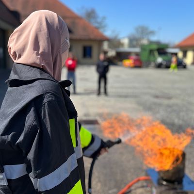 FW-M: Girlsday bei der Feuerwehr München (Stadtgebiet)