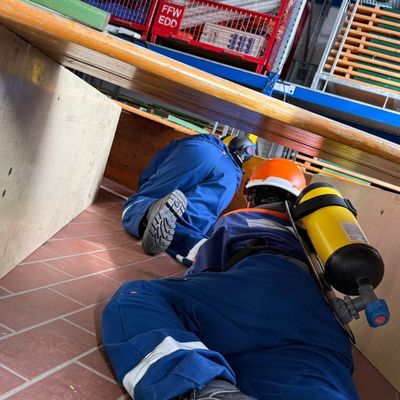 Feuerwehr MTK: Nachwuchs der Hattersheimer Feuerwehren stellt Können unter Beweis: Erfolgreiche Abnahmen von Kinderflamme und Jugendflamme