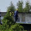 FW Grevenbroich: Feuerwehr Grevenbroich löscht Dachstuhlbrand in Kapellen
