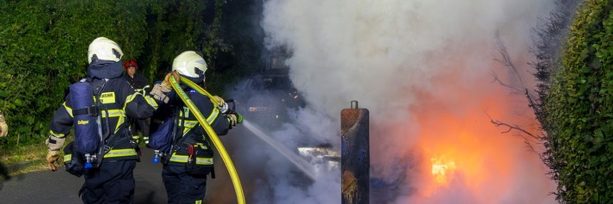 FW-MK: PKW-Brand am Griesenbrauck