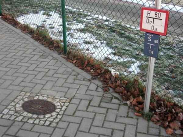 FW Weinheim: Hydranten im Winter freihalten und enteisen - wichtiger Beitrag zum Brandschutz
