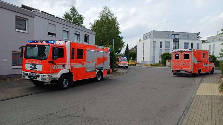 FW-GL: Unruhiges Wochenende für die Feuerwehr Bergisch Gladbach