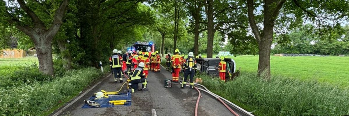 FW-SE: Schwerer Verkehrsunfall in Lentföhrden