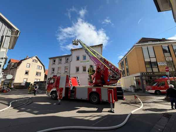 FW Weinheim: Defekter Ofen verursacht Feuermeldung in Weinheim