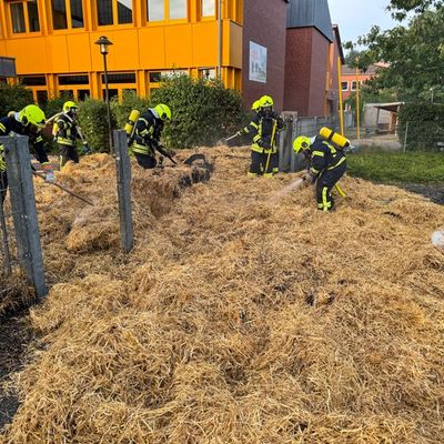 FW Flotwedel: Zwei Brandeinsätze innerhalb von fünf Stunden in Eicklingen