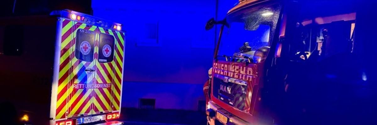 FW Reichenau: Nottüröffnung - Person gerettet, Reichenau-Lindenbühl, 10.01.2026