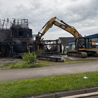 FW-ROW: Brennt Einfamilienhaus