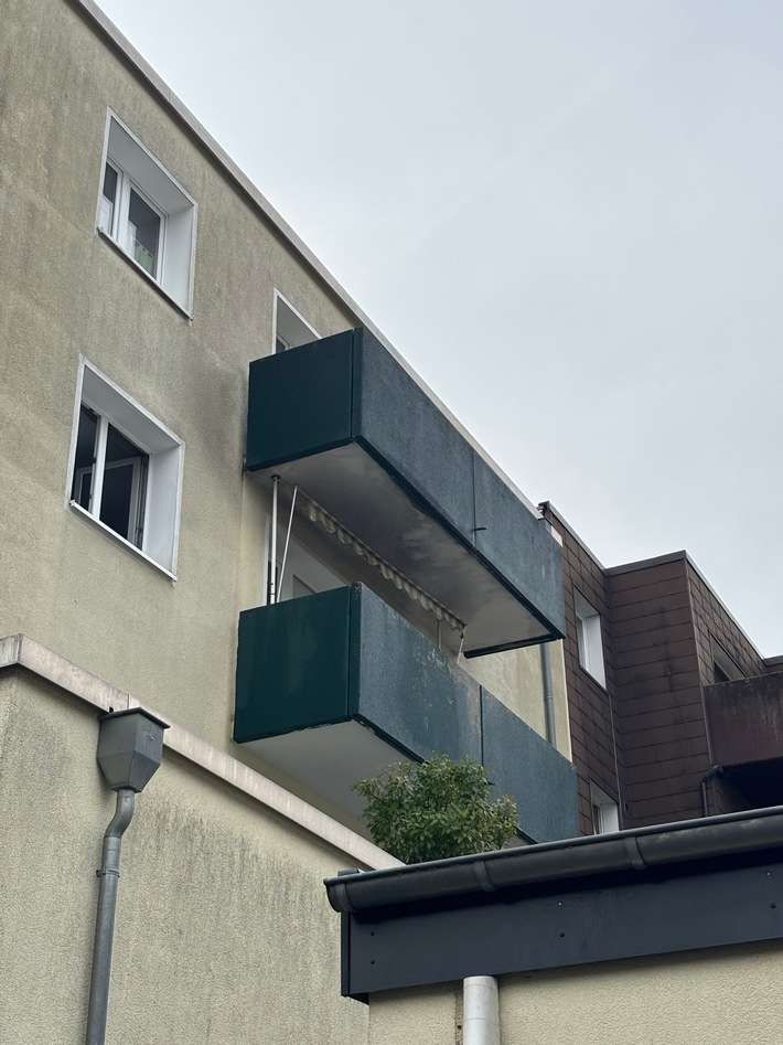 FW Datteln: Wohnungsbrand auf der Castroper Straße- Feuerwehr Datteln im Einsatz