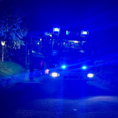 FW Hünxe: Gasgeruch und gemeldeter Zimmerbrand