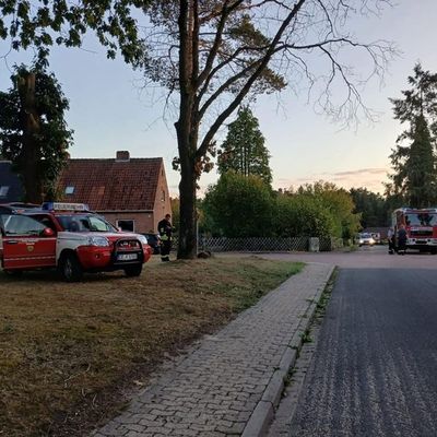 FW Südheide: Fliegerbombe bei Rheinmetall in Unterlüß führt zu umfangreichem Einsatz von Feuerwehr und Rettungsdienst