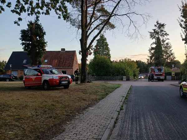 FW Südheide: Fliegerbombe bei Rheinmetall in Unterlüß führt zu umfangreichem Einsatz von Feuerwehr und Rettungsdienst
