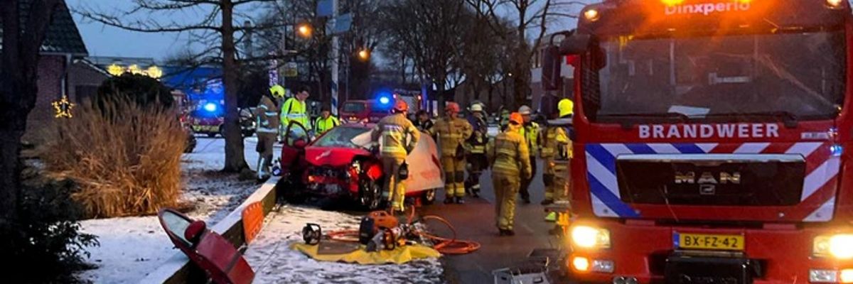 FW Bocholt: Erfolgreiche deutsch-niederländische Zusammenarbeit bei Verkehrsunfall in Suderwick