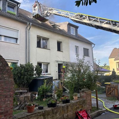 FW-Velbert: Wohnungsbrand auf dem Geranienweg