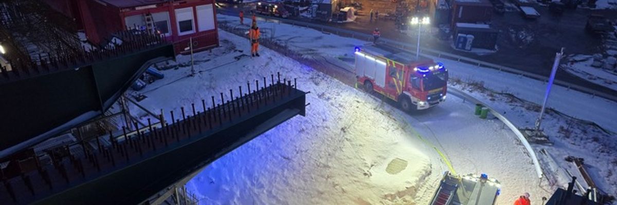 FW-RD: Brennende Acetylenflasche sorgt für umfangreiche Sperrungen auf der A7 und dem Nord-Ostsee-Kanal