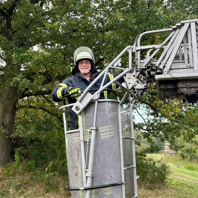 FW-OLL: Ein ganz besonderer Übungsdienst - langjähriger Feuerwehrkamerad wird verabschiedet