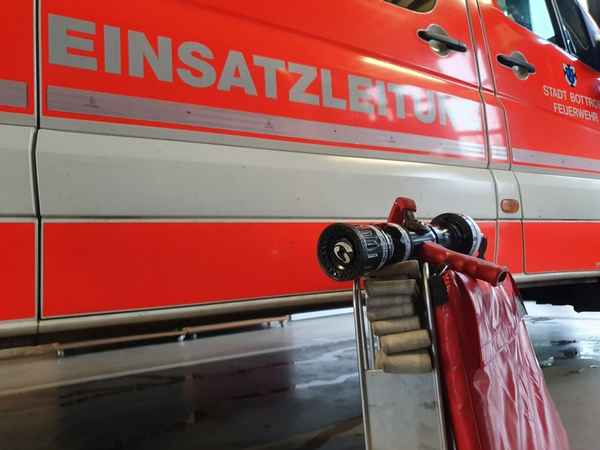FW-BOT: Dachstuhlbrand im Stadtteil Batenbrock
