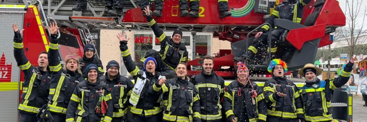 FW Mainz: Zwischenstand von Feuerwehr und Sanitätsdienst zum Mainzer Rosenmontagszug