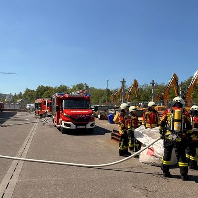 FW Stockach: Brand einer Absauganlage in einem holzverarbeitenden Betrieb