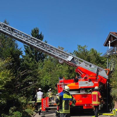 FW-Radolfzell: Feuer im Dachstuhl