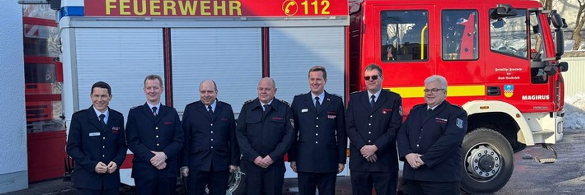 FW-EN: Neujahrsempfang des Kreisfeuerwehrverbandes im winterlichen Breckerfeld - Christoph Schöneborn zum Ehrenmitglied ernannt.