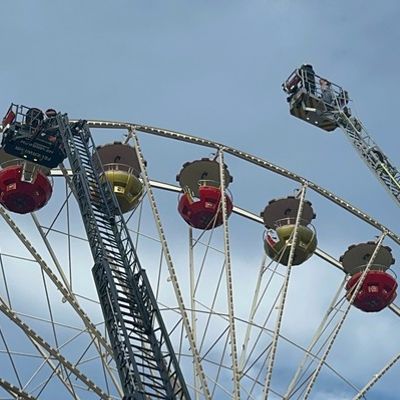 FW Weinheim: Sicher auch auf 40 Meter Höhe
