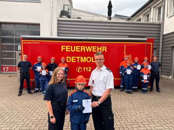 FW-DT: Zehn Jugendliche bestehen Jugendflamme Stufe 1!