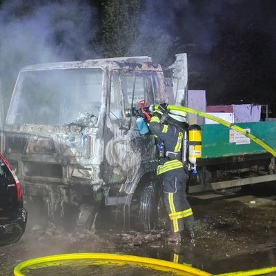 FW Celle: Lkw-Brand