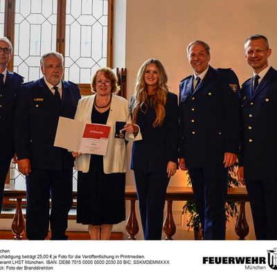 FW-M: Feuerwehr-Auszeichnungen für besondere Verdienste und Engagement (München)