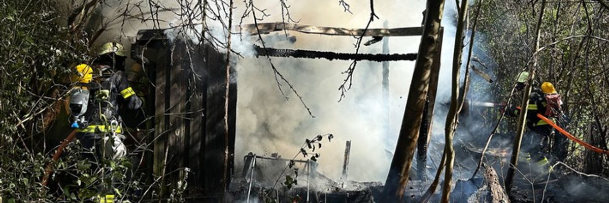 FW-M: Brand einer Gartenhütte (Lerchenau)