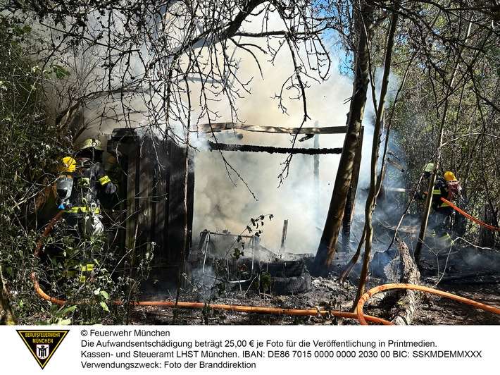 FW-M: Brand einer Gartenhütte (Lerchenau)