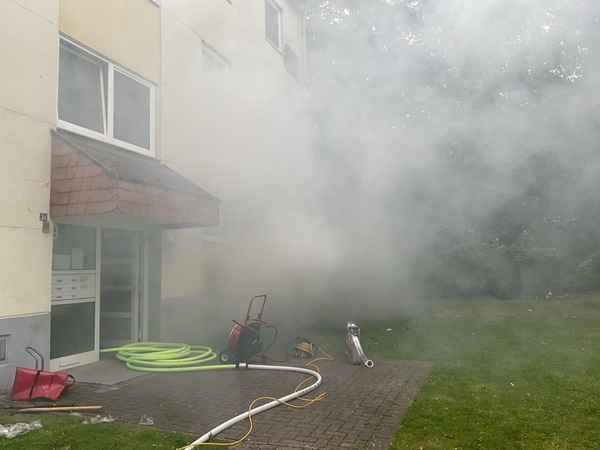 FW-DO: Kellerbrand in einem Mehrfamilienhaus in Nette