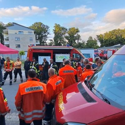 FW Lüchow-Dannenberg: +++ Senior in Hitzacker vermisst +++ über 150 Einsatzkräfte im Einsatz +++ Einsatz von Hunden, Hubschraubern, Drohnen und großem Kräfteaufgebot bleibt erfolglos +++