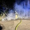 FW-GL: Zwei nächtliche Einsätze für die Feuerwehr Bergisch Gladbach - Mülltonnenbrand und Kabelbrand in Bürogebäude