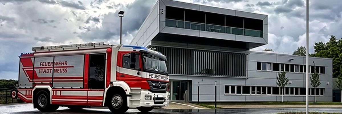 FW-NE: Feuerwehr Neuss startet im Zwei-Wachen-System | Erste 24-Stunden-Schicht auf der neuen Feuerwache Süd