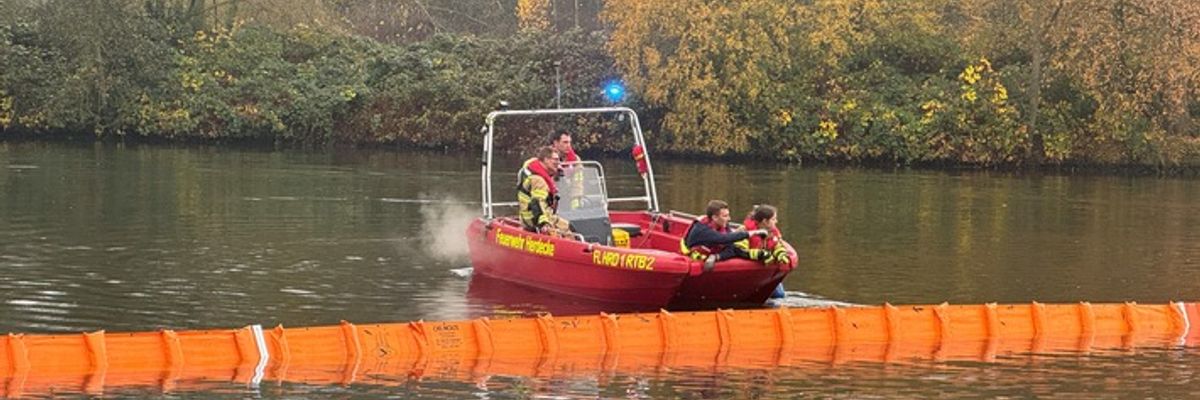 FW-EN: Gewässerverunreinigung auf Hagener und Herdecker Stadtgebiet - Langwieriger Einsatz für beide Feuerwehren