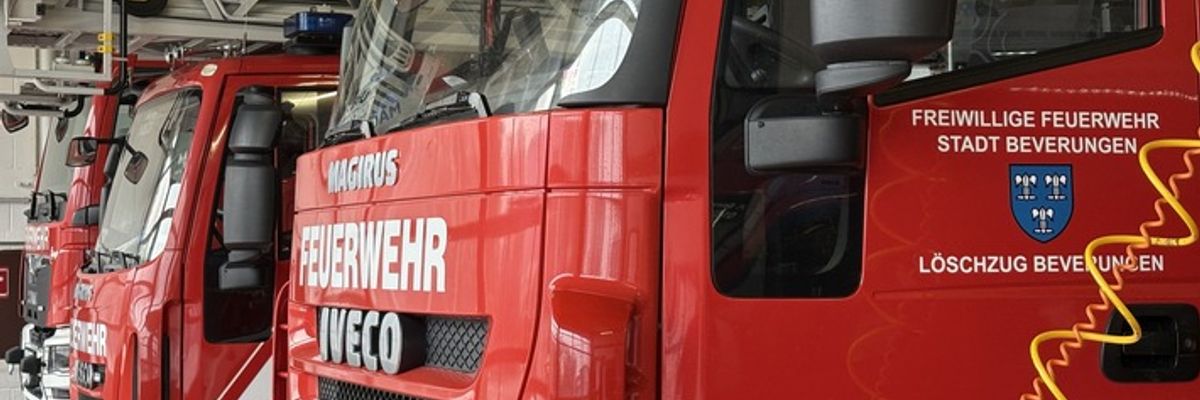 FW Beverungen: Wohnungsbrand mit Menschenrettung und besonderer Gefahrenlage