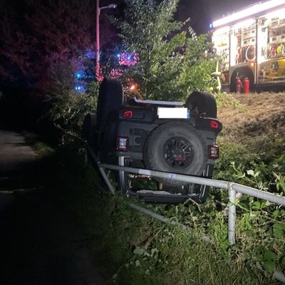 FW-BO: Zwei sehr schwere Verkehrsunfälle in der Nacht zum Samstag in Bochum