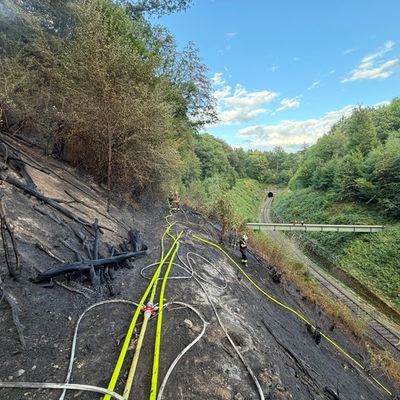 FW Rösrath: Waldbrand am Lüderich
